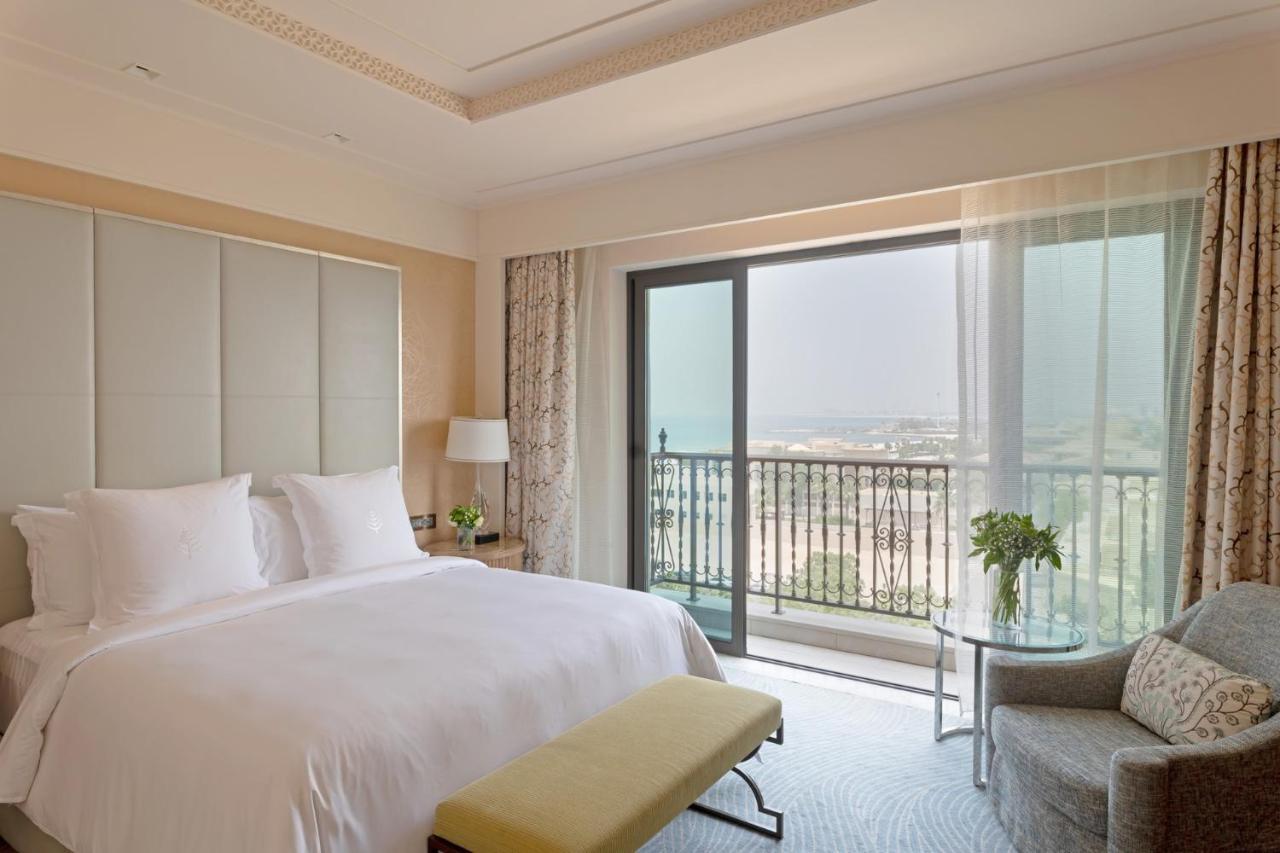 Executive Suite King,1139286700:JPEG