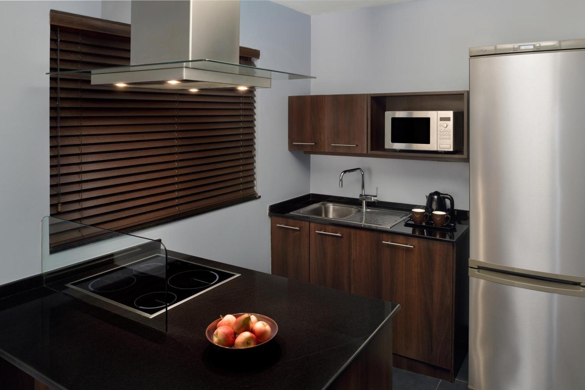 One-Bedroom Apartment,1212405520:JPEG