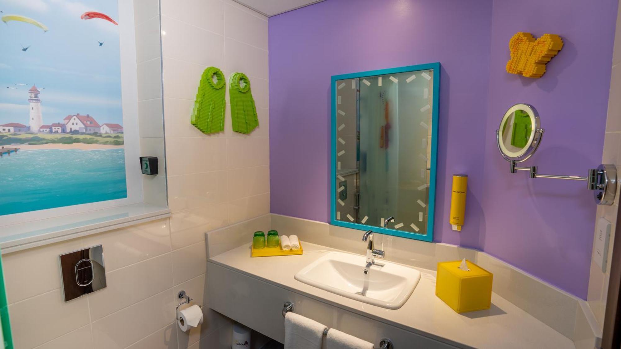 FRIENDS Themed Room Complimentary Park Access Creative Workshops Room Treasure Hunt Kids Activities,1285586284:JPEG