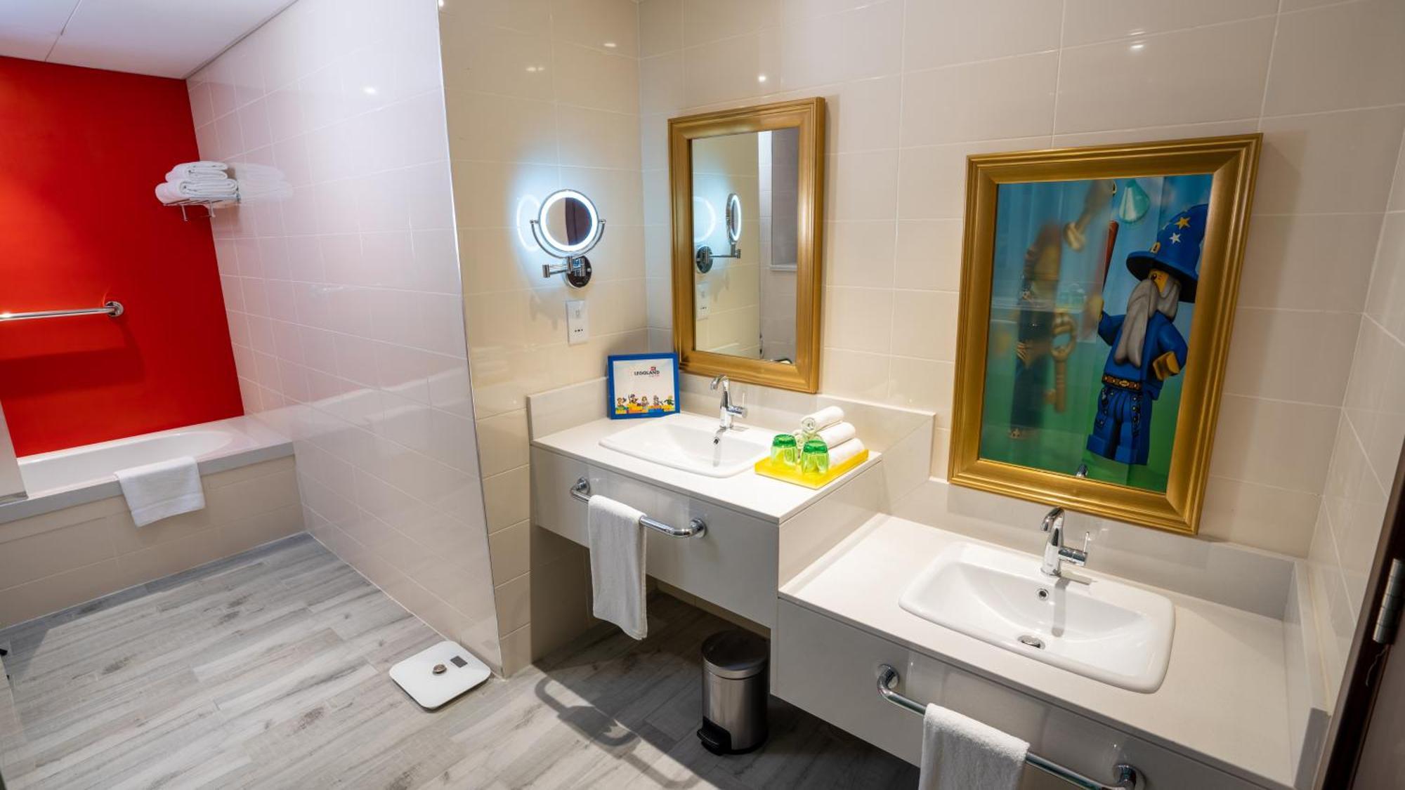 KINGDOM Fully Themed Family Suite Complimentary Park Access Creative Workshops Room Treasure Hunt Kids Activities,1459246921:JPEG