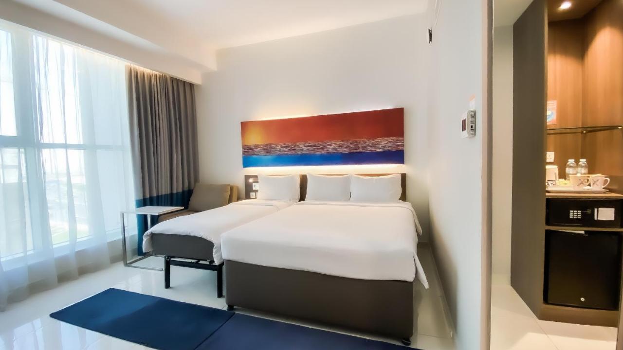 Family Room includes Food & Beverage excluding room dinning,1331074421:JPEG