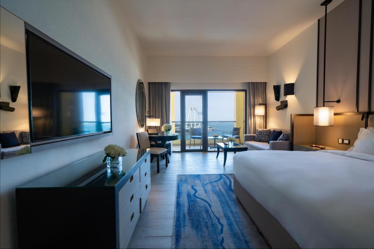 Sea Front View Room Balcony King Bed,1333320194:JPEG