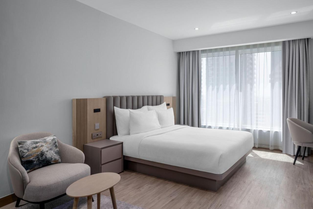 Premium One Bedroom Suite 2 Twin or Single Beds City View Includes Food & Beverage,1439695660:JPEG