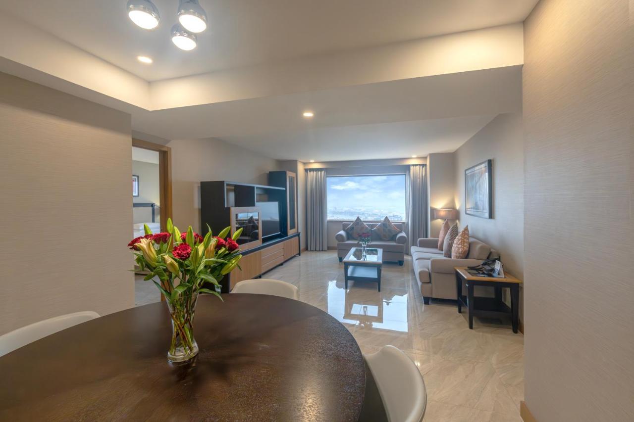 Deluxe Three Bedroom Family Apartment Kitchen on Spa treatments,1498945084:JPEG