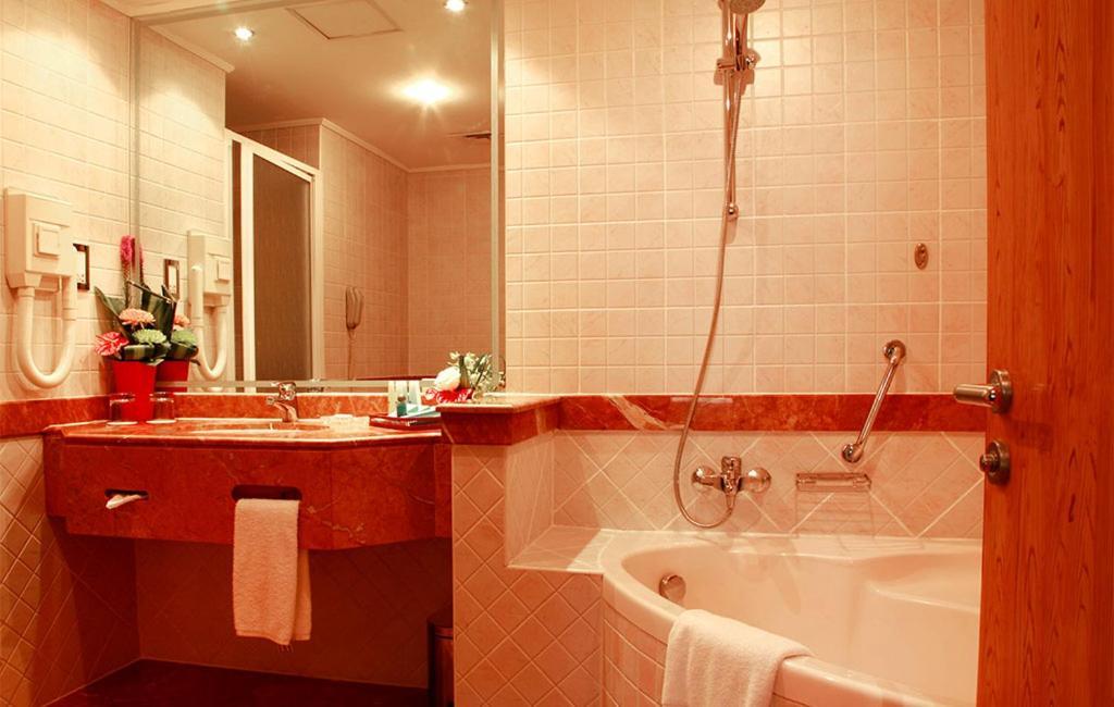 Junior Suite,1440214600:JPEG
