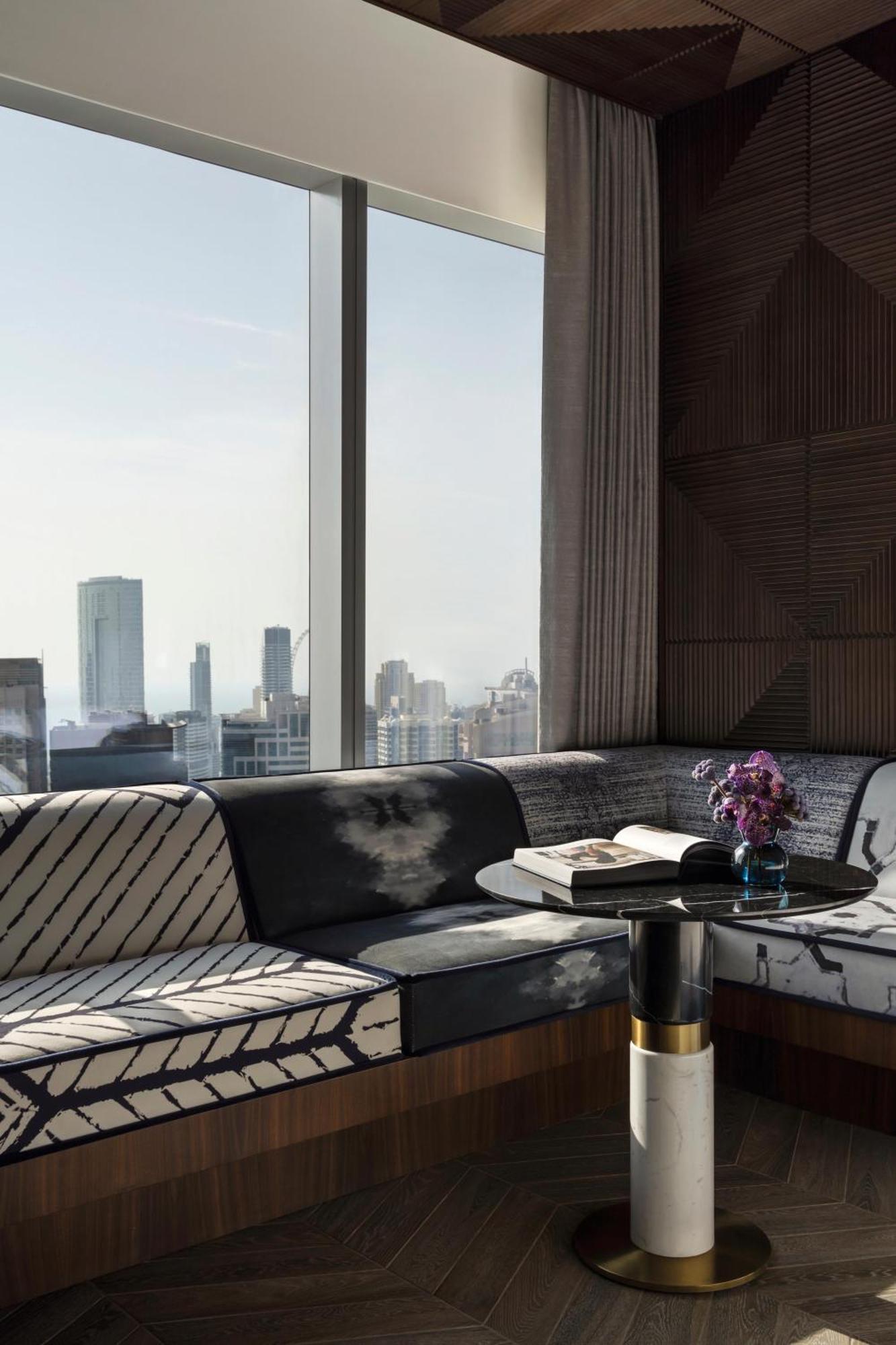 Studio met 2 Aparte Bedden en Uitzicht op de Skyline van de Jachthaven