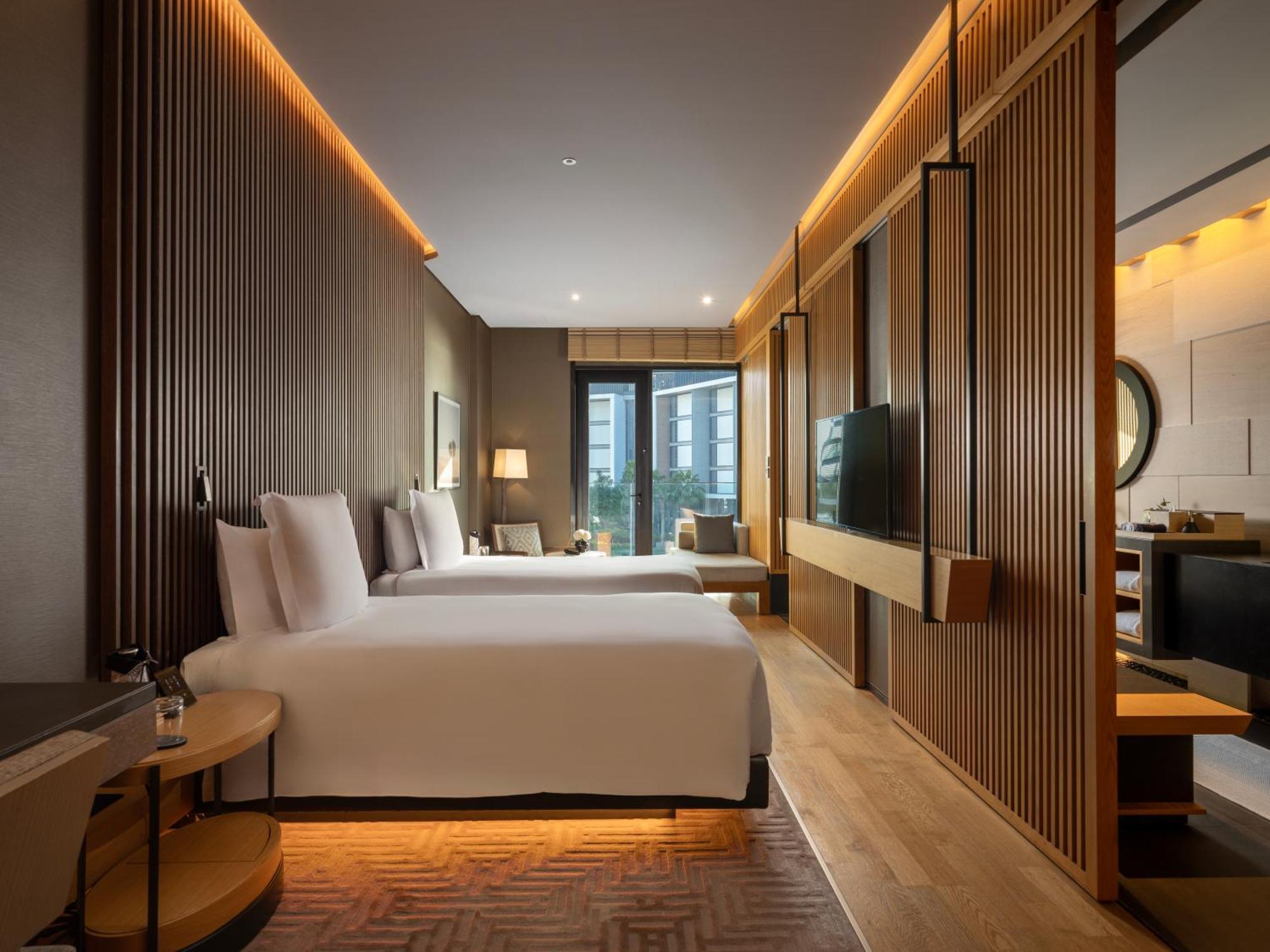Bliss Room Private Balcony