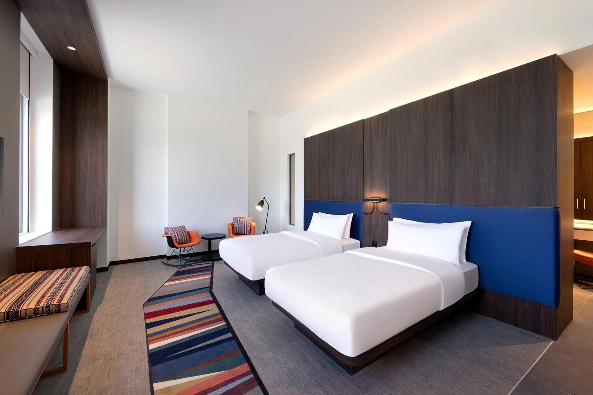 2 Bedroom Suite 1 King Bed & 2 Single Beds,1643226765:JPEG