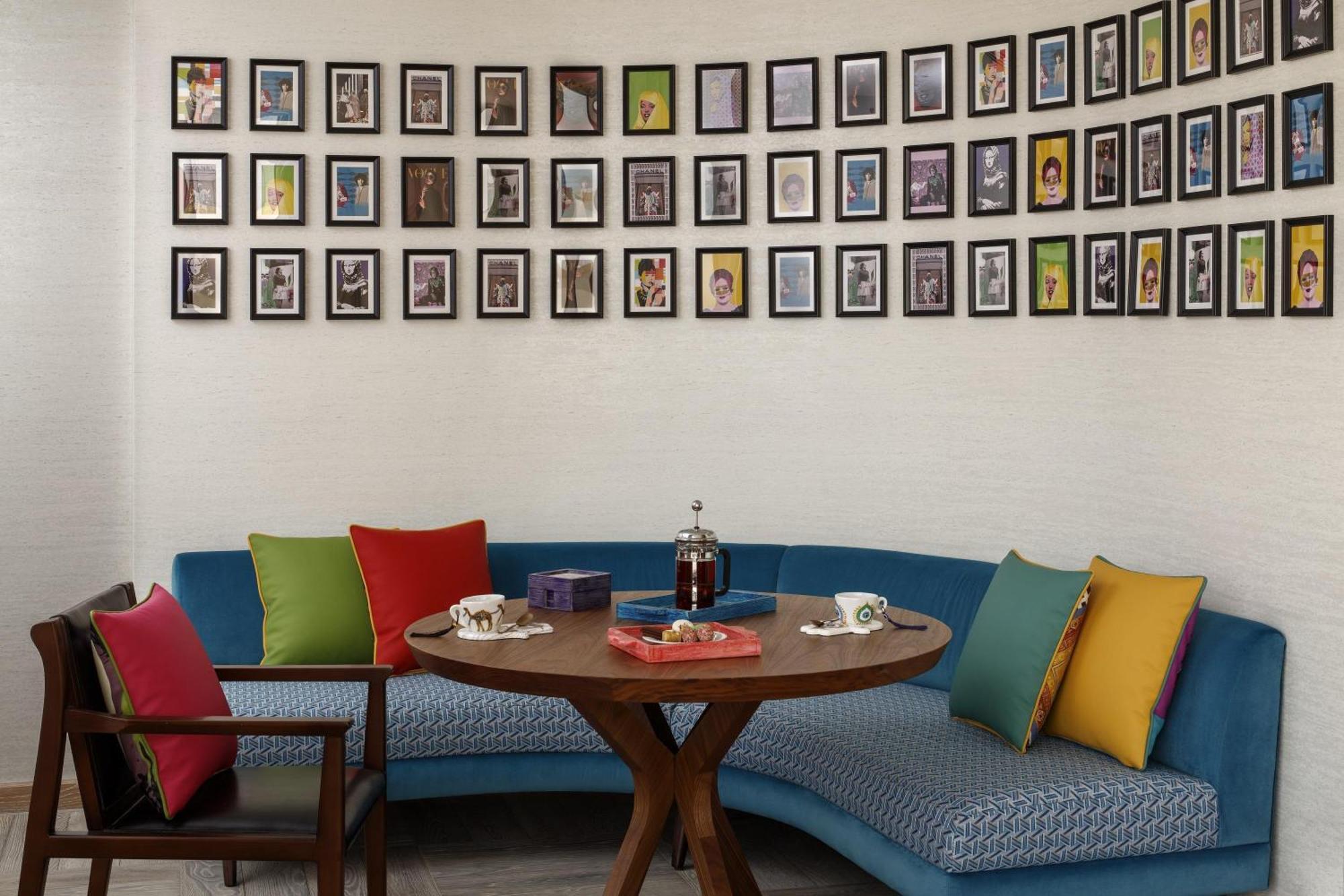 Extravagant Terrace Suite with Sea or Marina View – Free In Room Breakfast