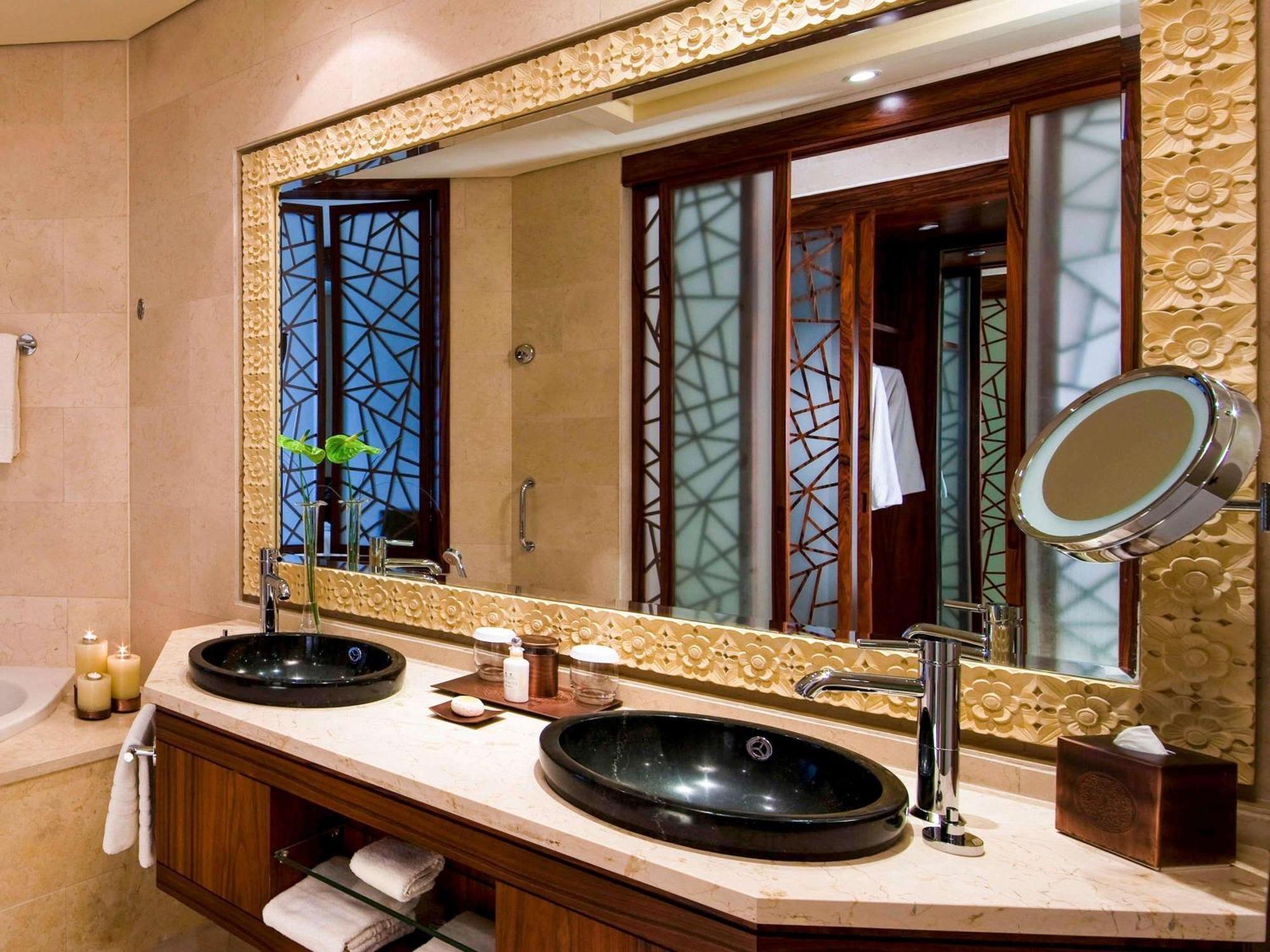 Raffles Club Twin Room Terrace & Club Lounge Access including Daily Evening Drinks & Canapes,1716990682:JPEG