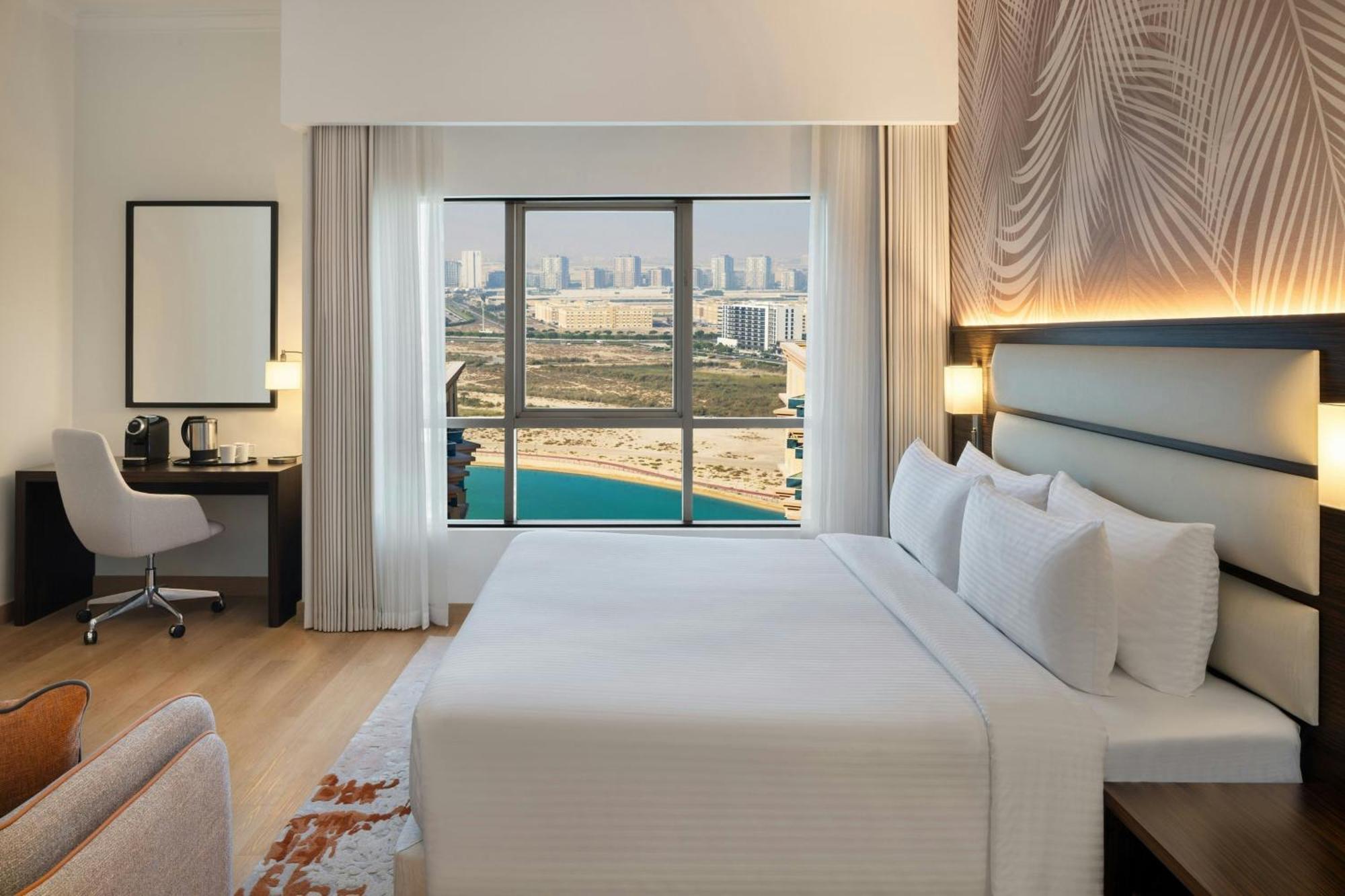Deluxe King Room Partial Water View,1742897559:JPEG