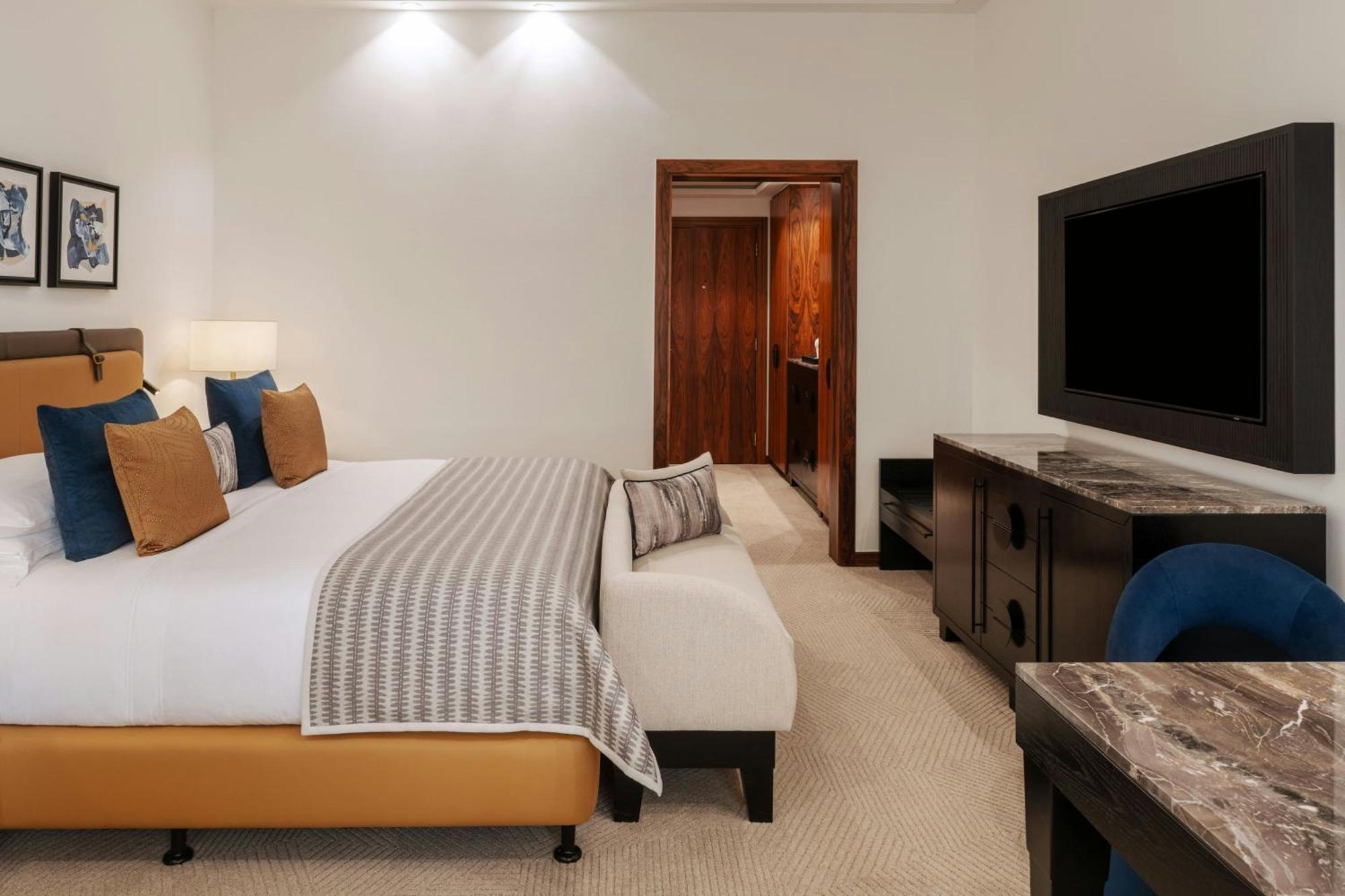 Deluxe Kamer met 1 Kingsize Bed - Gratis Toegang tot Strand en Zwembad van het Resort