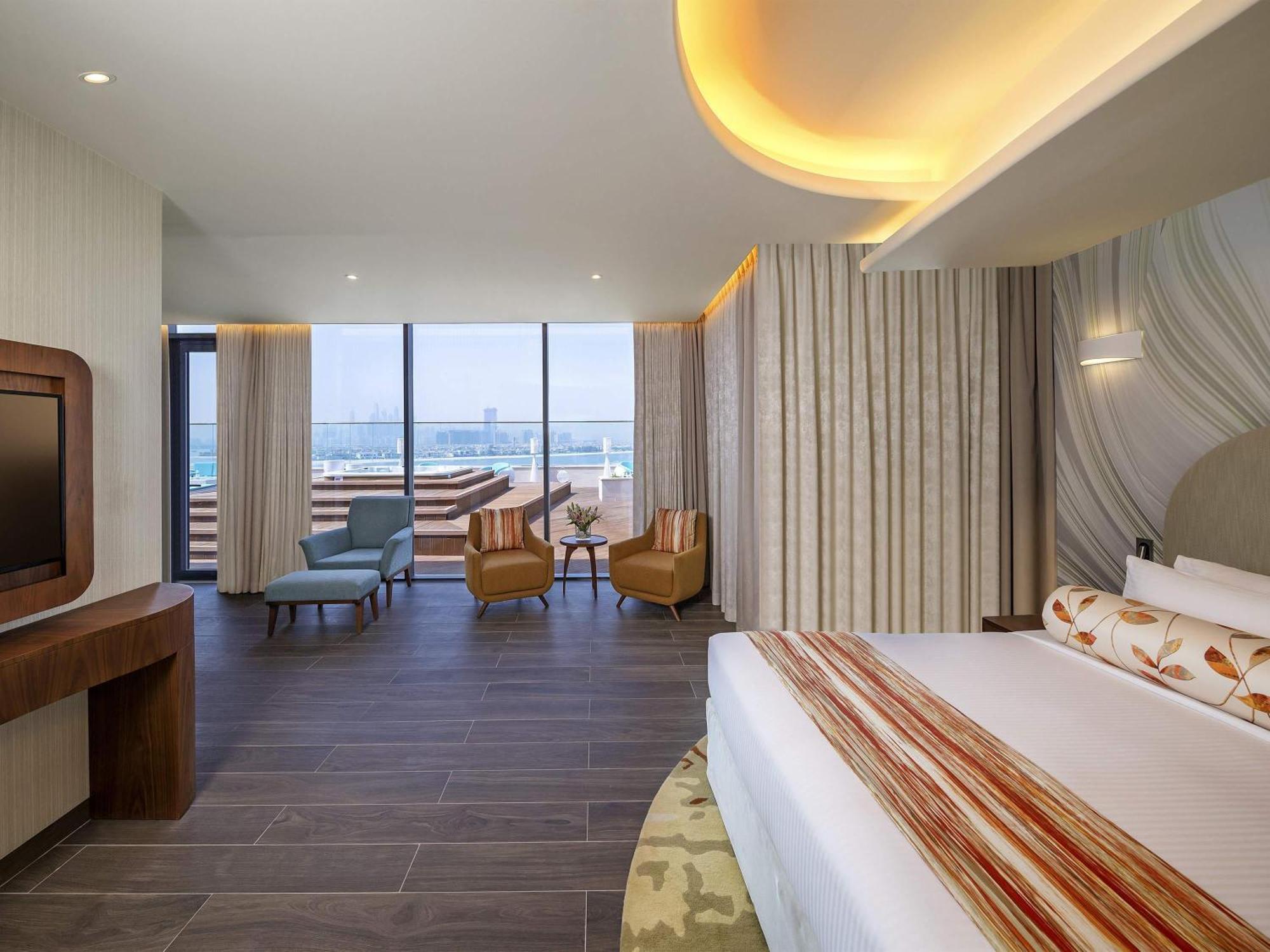 Penthouse King Suite Rooftop Terrace Palm Sea View Club Lounge or Beach Access,1769932239:JPEG