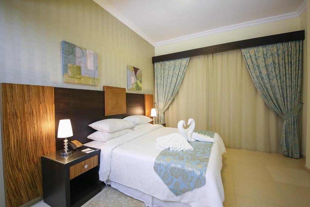 Superior One-Bedroom Apartment,328352500:JPEG