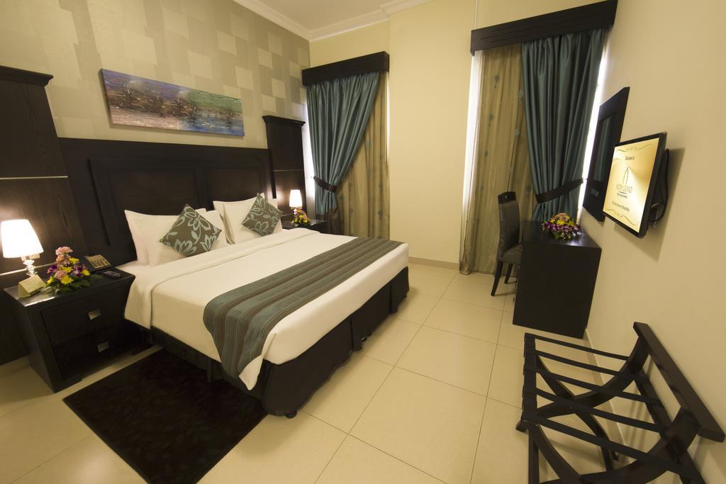 Superior Two-Bedroom Apartment,379789912:JPEG