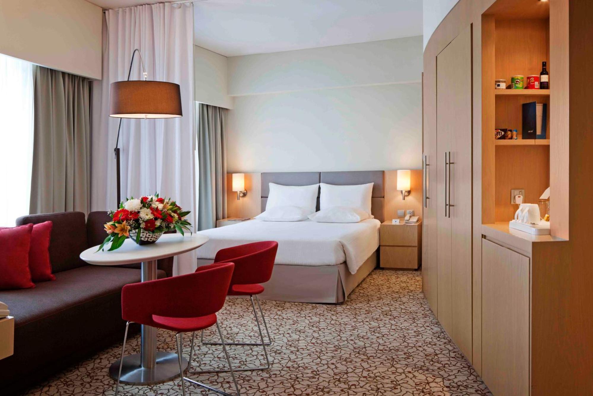 Suite Room,1704897508:JPEG
