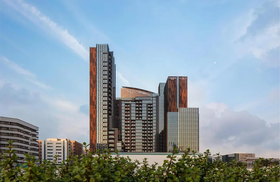 Doubletree By Hilton Dubai M Square Hotel & Residences-1